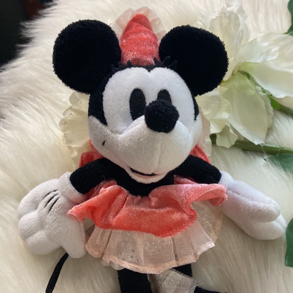 Disney 100 years of Magic Minnie Mouse Pink Hat and Dress Plush - Picture 5 of 17